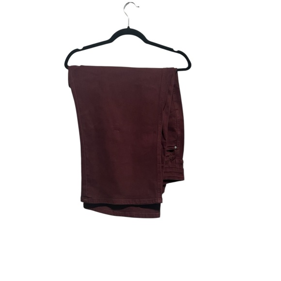 Judy Blue Judy Blue High Waist Tummy Control Garment
Dyed Wide Leg Crop Oxblood - Picture 6 of 9